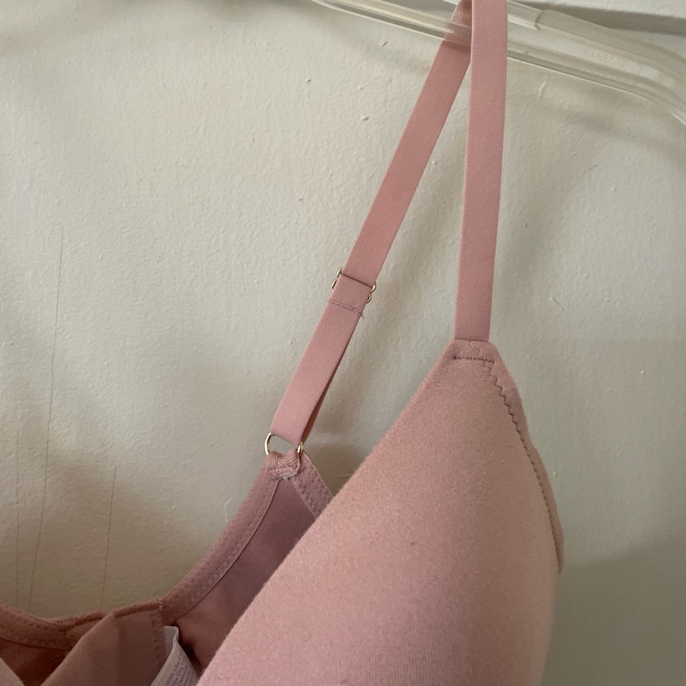 Seamless Bra - Picture 3 of 6